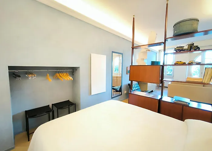 アパート La Casa Di Irene ストレーザ